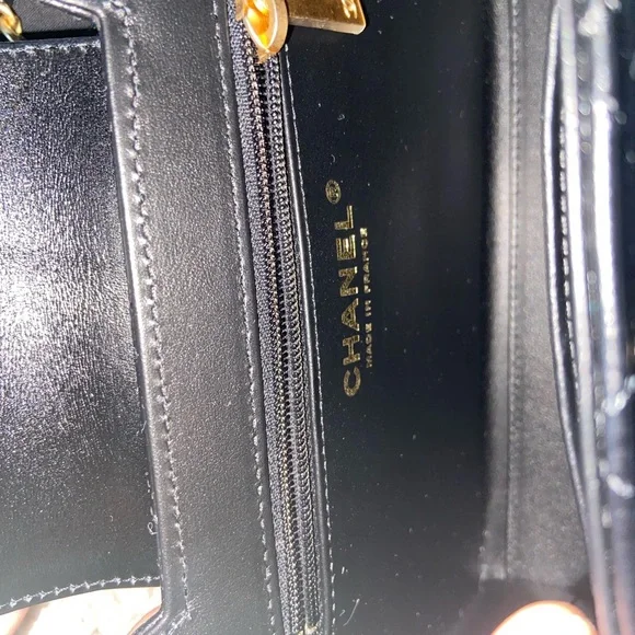 Chanel small Kelly bag. Black calf leather - Picture 9 of 17